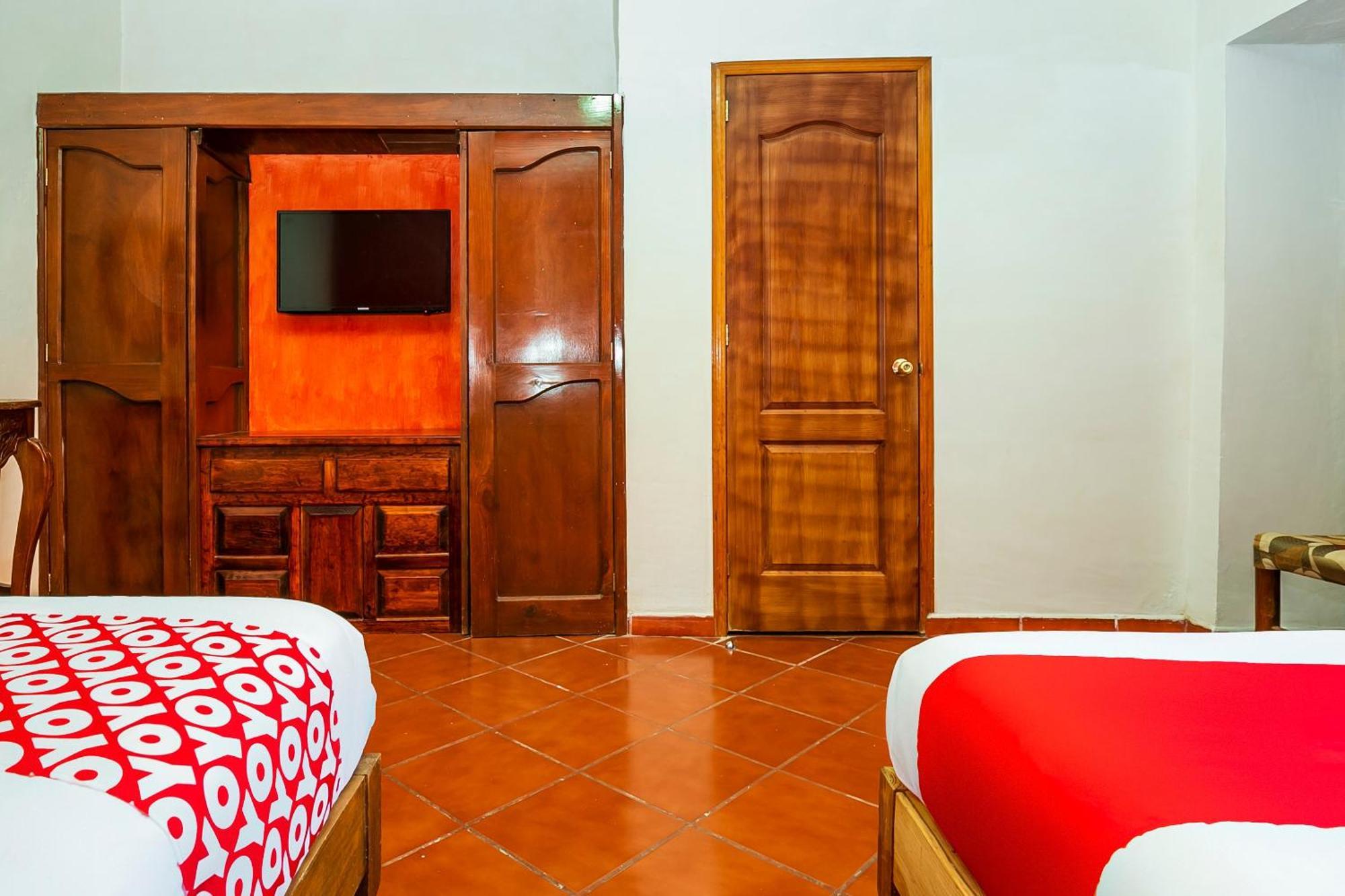 Oyo Posada De Los Angeles, Pátzcuaro Екстериор снимка