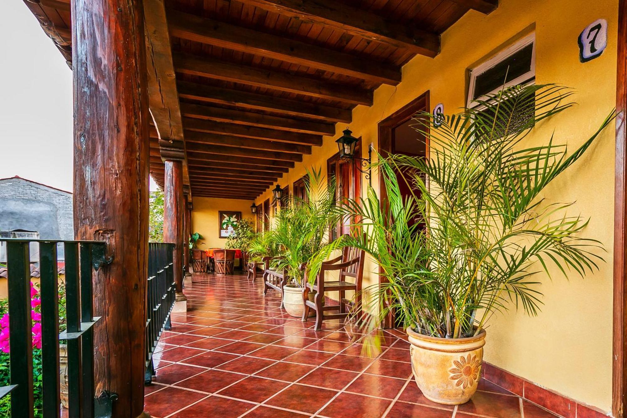 Oyo Posada De Los Angeles, Pátzcuaro Екстериор снимка