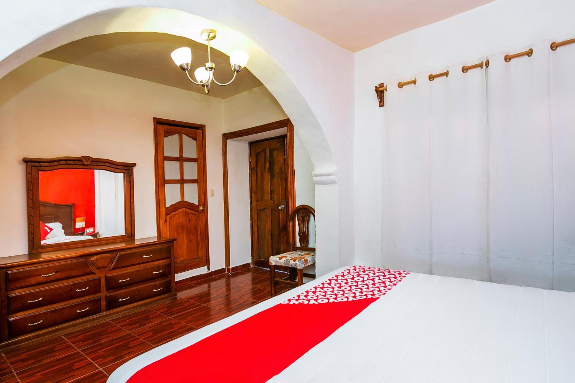 Oyo Posada De Los Angeles, Pátzcuaro Екстериор снимка