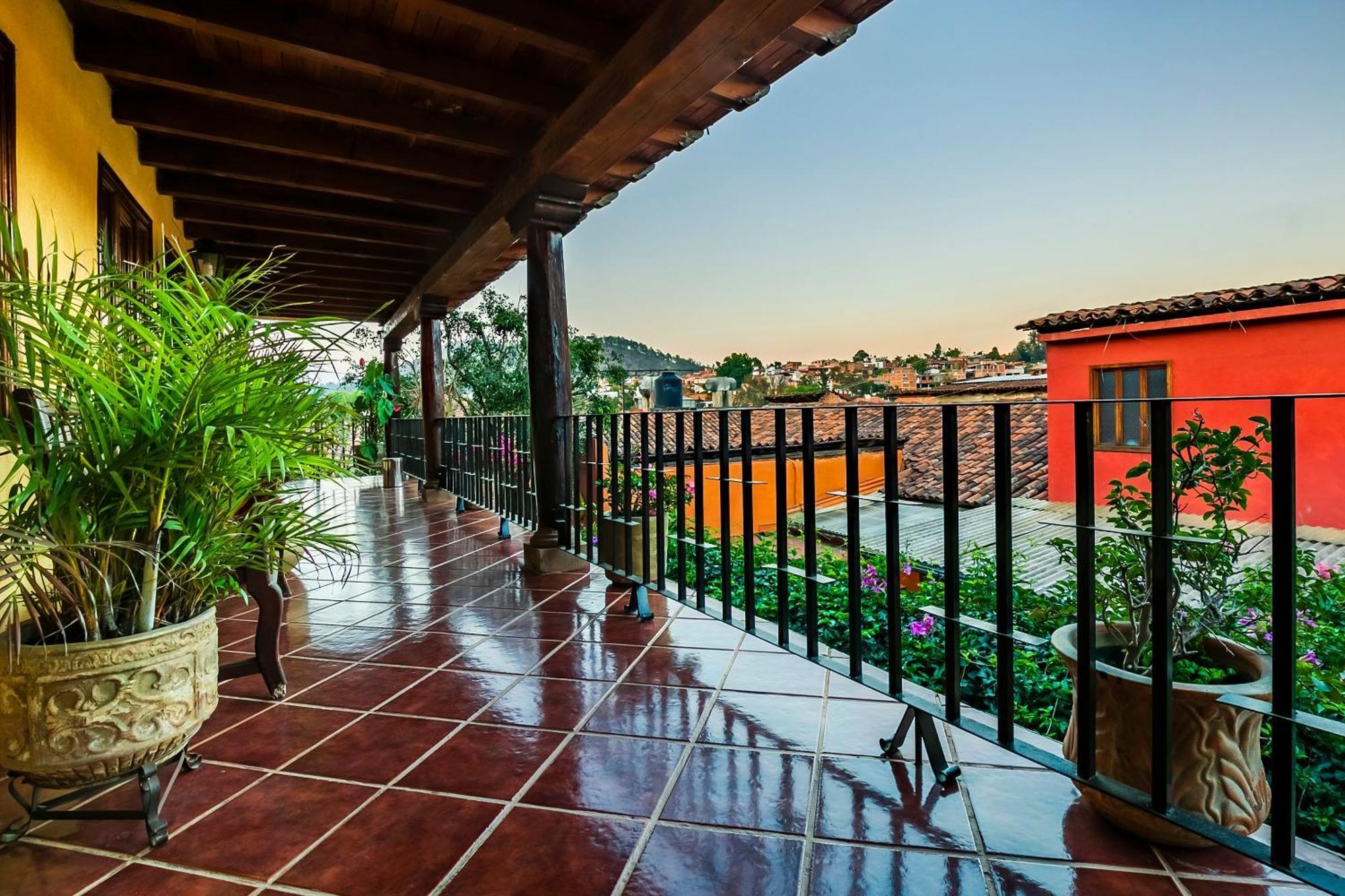 Oyo Posada De Los Angeles, Pátzcuaro Екстериор снимка