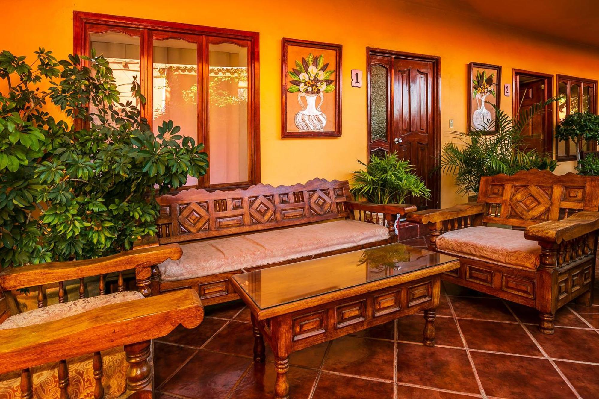 Oyo Posada De Los Angeles, Pátzcuaro Екстериор снимка